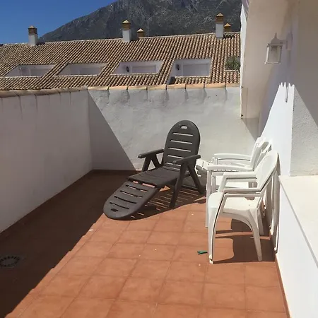 Pinos De Nagueles Penthouse * מארבלה